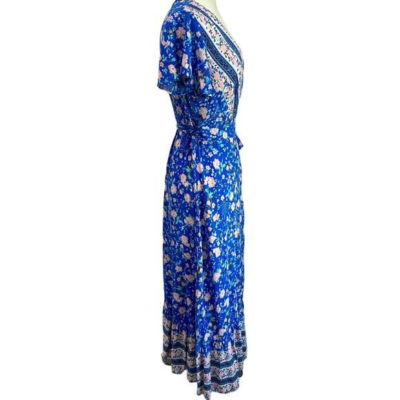 Zesica Boho Style Wrap Maxi Dess in Blue & Floral Print Size Large - Picture 4 of 11